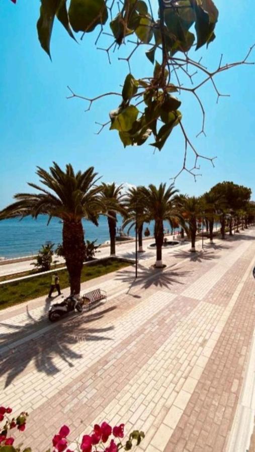 Eleana'S Apartament Sarandë 外观 照片