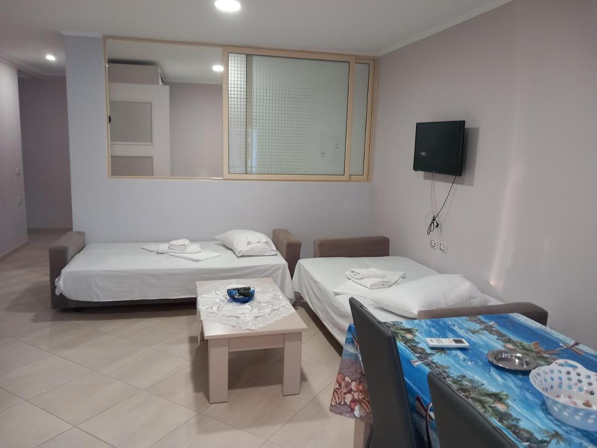 Eleana'S Apartament Sarandë 外观 照片