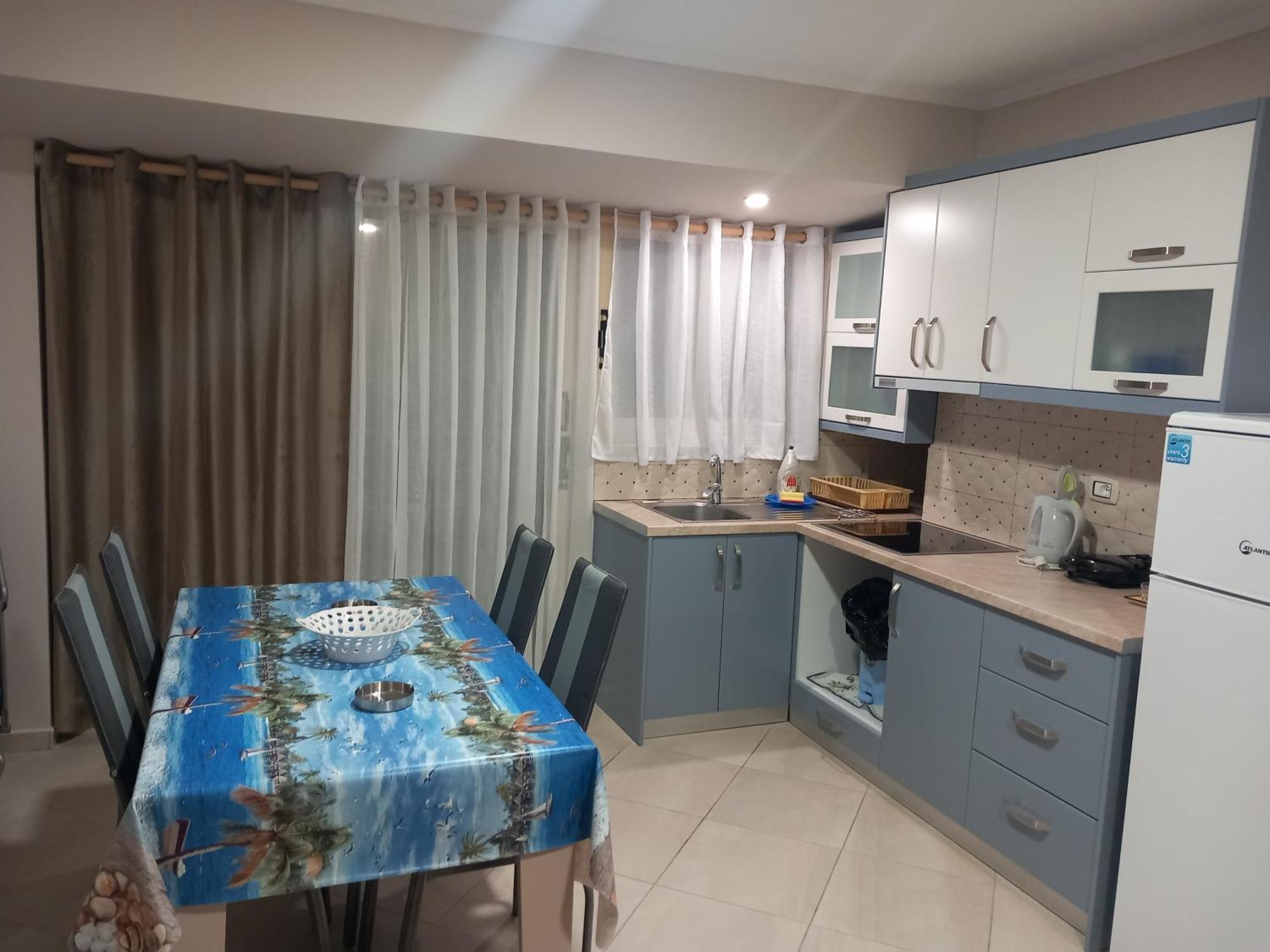 Eleana'S Apartament Sarandë 外观 照片
