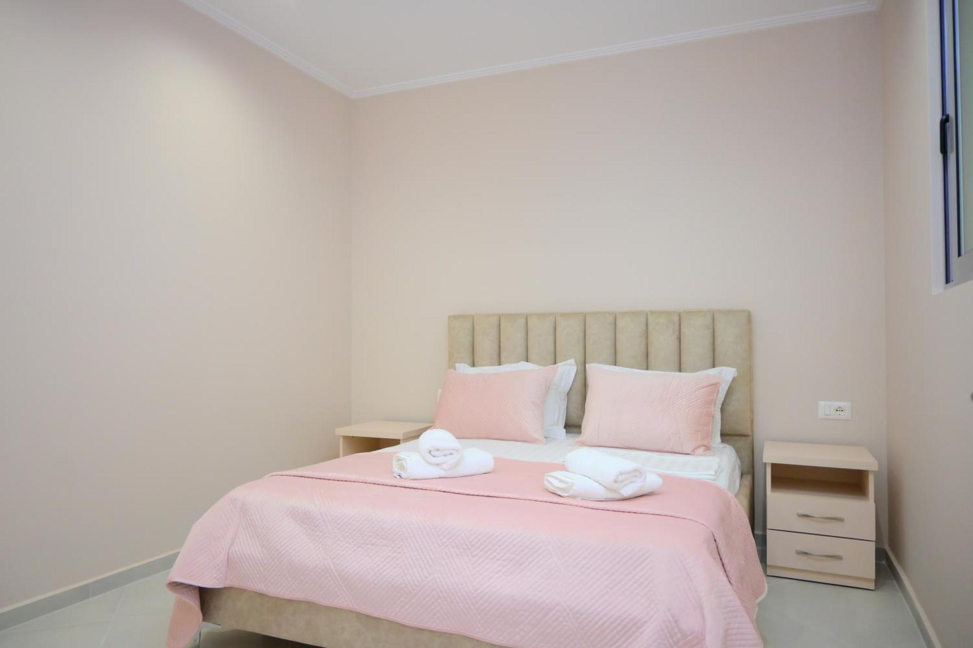 Eleana'S Apartament Sarandë 客房 照片