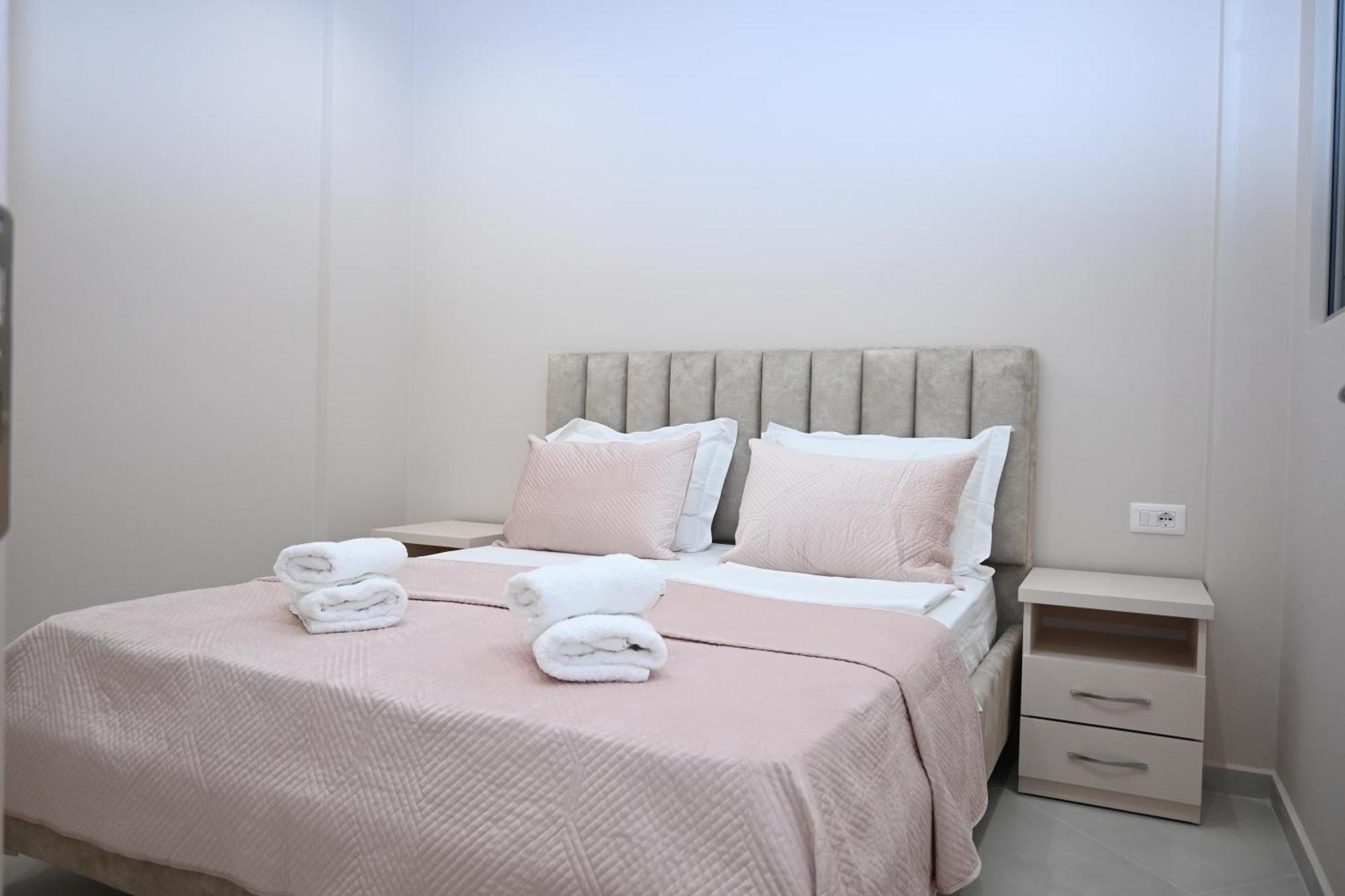 Eleana'S Apartament Sarandë 客房 照片