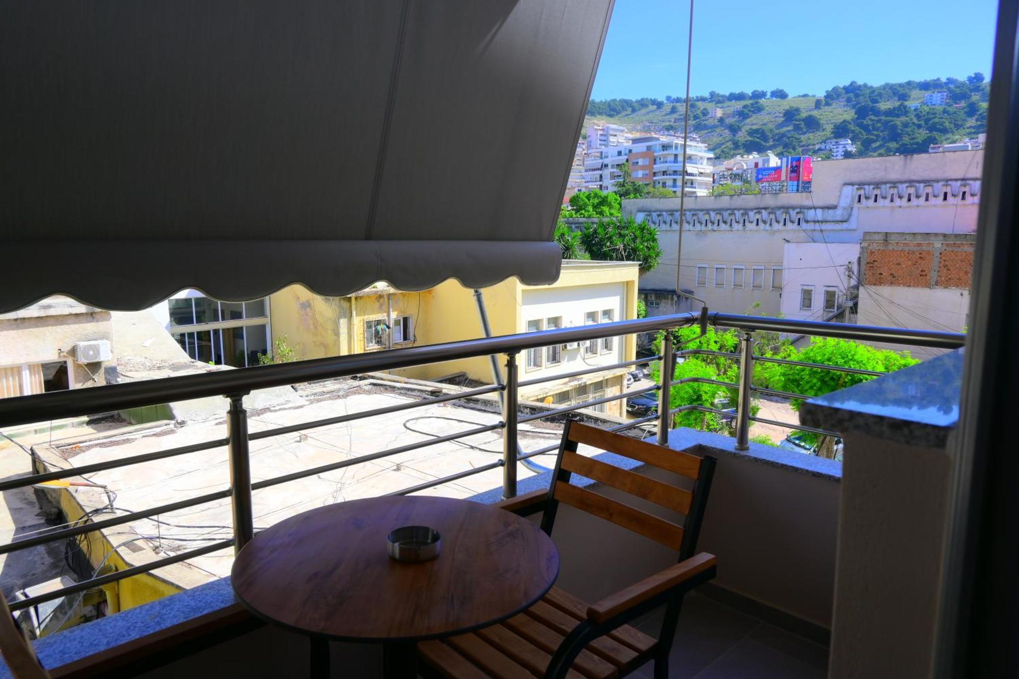 Eleana'S Apartament Sarandë 客房 照片