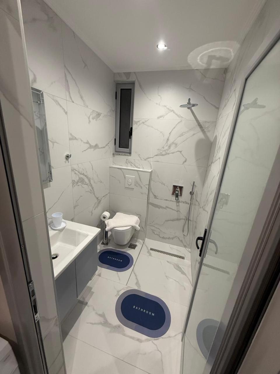 Eleana'S Apartament Sarandë 外观 照片