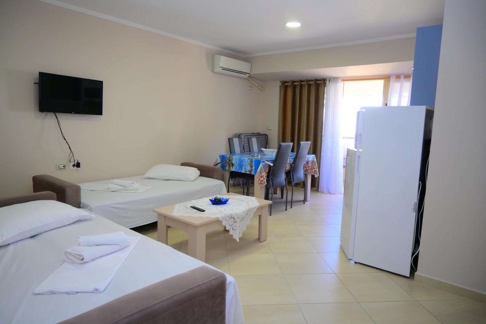Eleana'S Apartament Sarandë 外观 照片