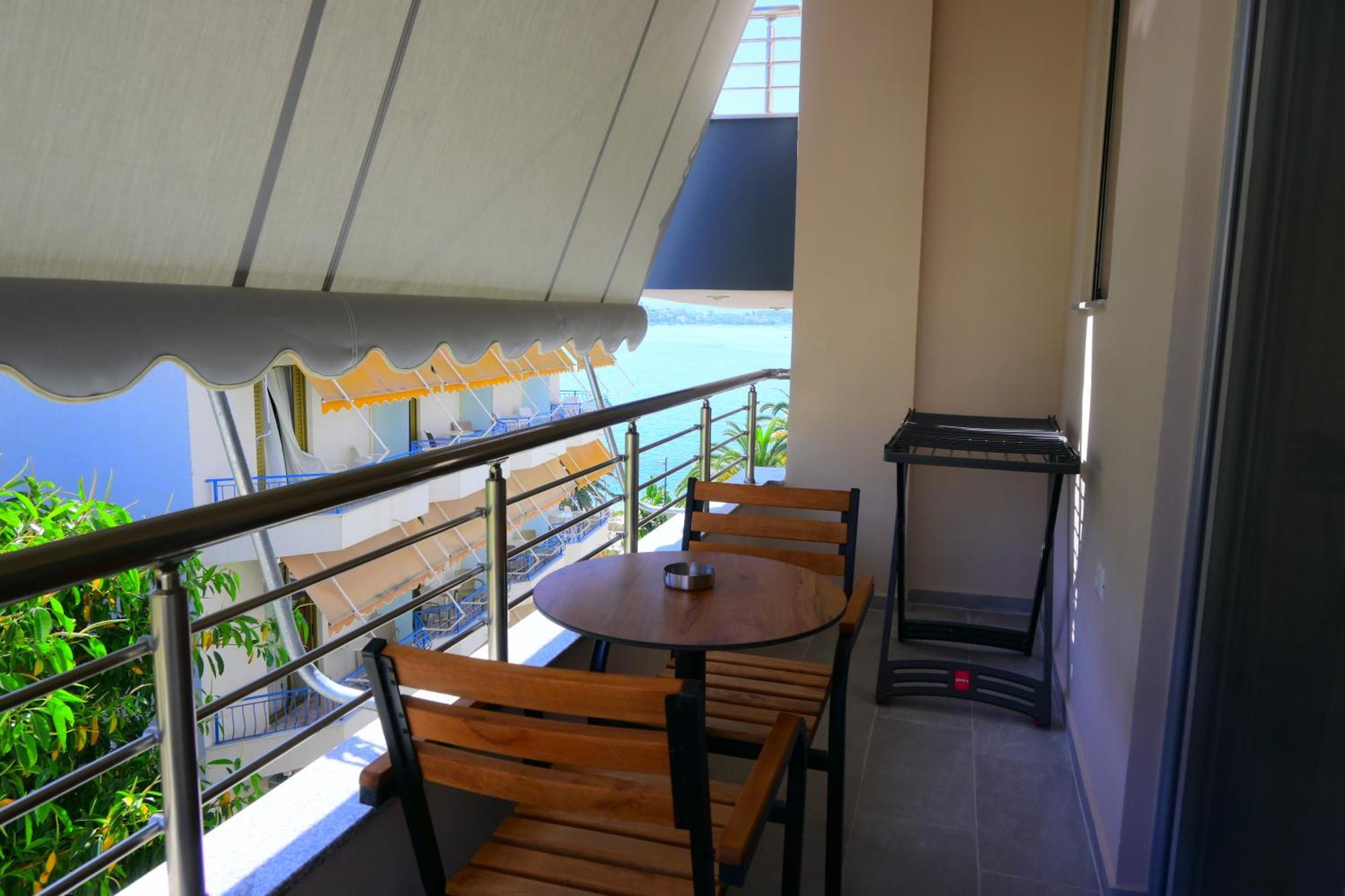 Eleana'S Apartament Sarandë 外观 照片